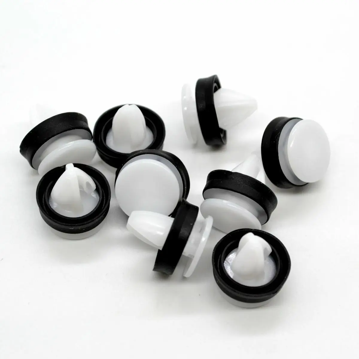 

10pcs Wheel Opening Molding Clips Retainer Fastener Screws For Ford W716507-S300 LR013135 Interior Accessory Auto Fastener Clip