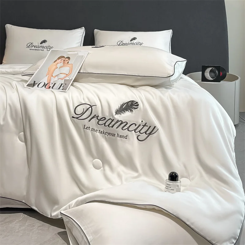 1 Piece Super Smooth Soft Cool Summer Quilt Thin Breathable Soft Light Beige Friendly Embroidery Technology Suitable for Home Bedroom Sofa Hotel Thin Summer Quilt/Double Use for Summer Quilt Summer Quilt Set