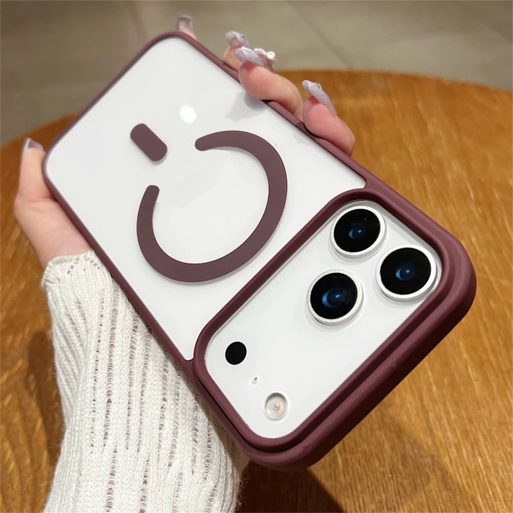 Magnetic Clear Protective Cover with Enhanced Wireless Charging Compatibility