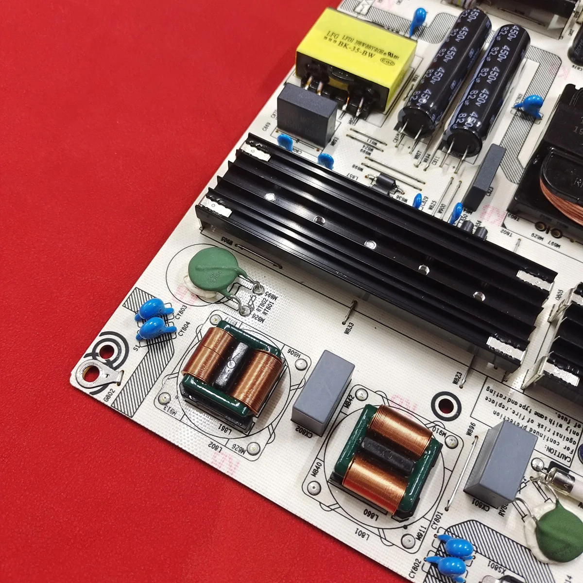 RSAG7.820.9713/ROH Original power board for Hisense 65V1F