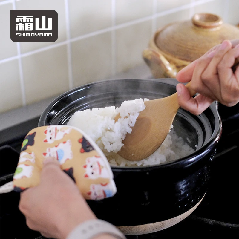 SHIMOYAMA Triangle Pot Cap Oven Gloves Kitchen Anti-Scald Pot Handle Cover Finger Protector Heat Insulation Microwave Mitt Clip