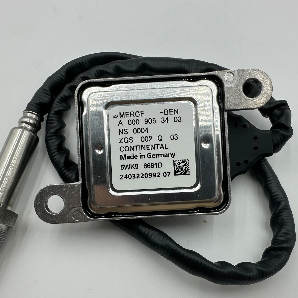 High Quality Chips for NGK Probe 5WK96682D A0009053503 A0009053603 A0009053403 5WK96681D 5WK96683D Nox Sensor For Mercedes-Benz 2