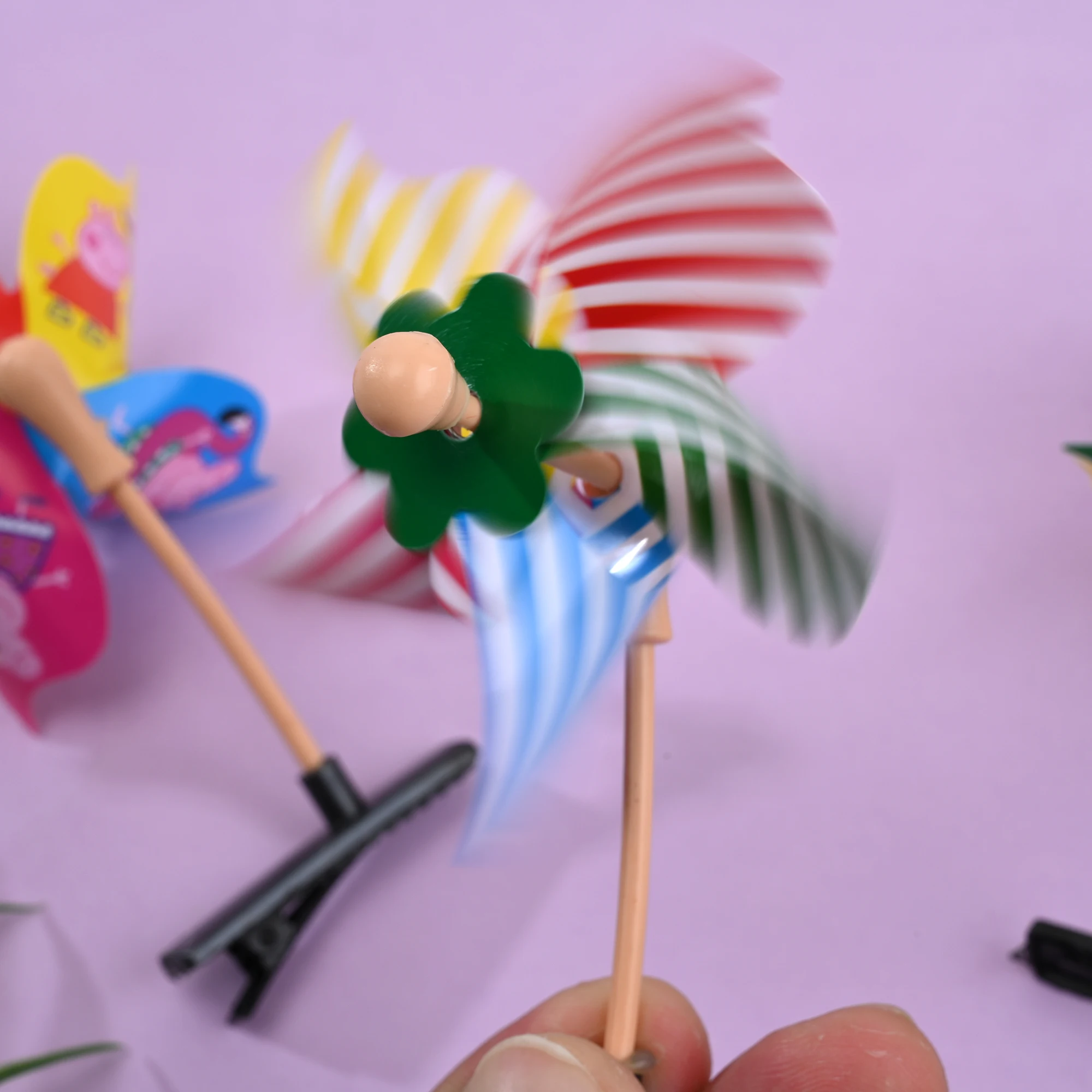 Fermaglio capelli arcobaleno a mulino per bambina molletta dolce_voghion.com