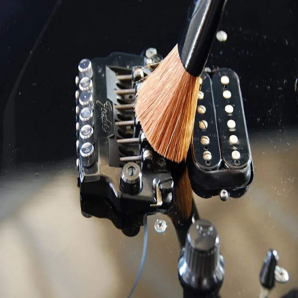 1PC Guitar Care Brush String Fretboard Cleaning Dusting Brush Cleaning Tool Dual Head Musical Instrument Accessories guitar cleaning brush