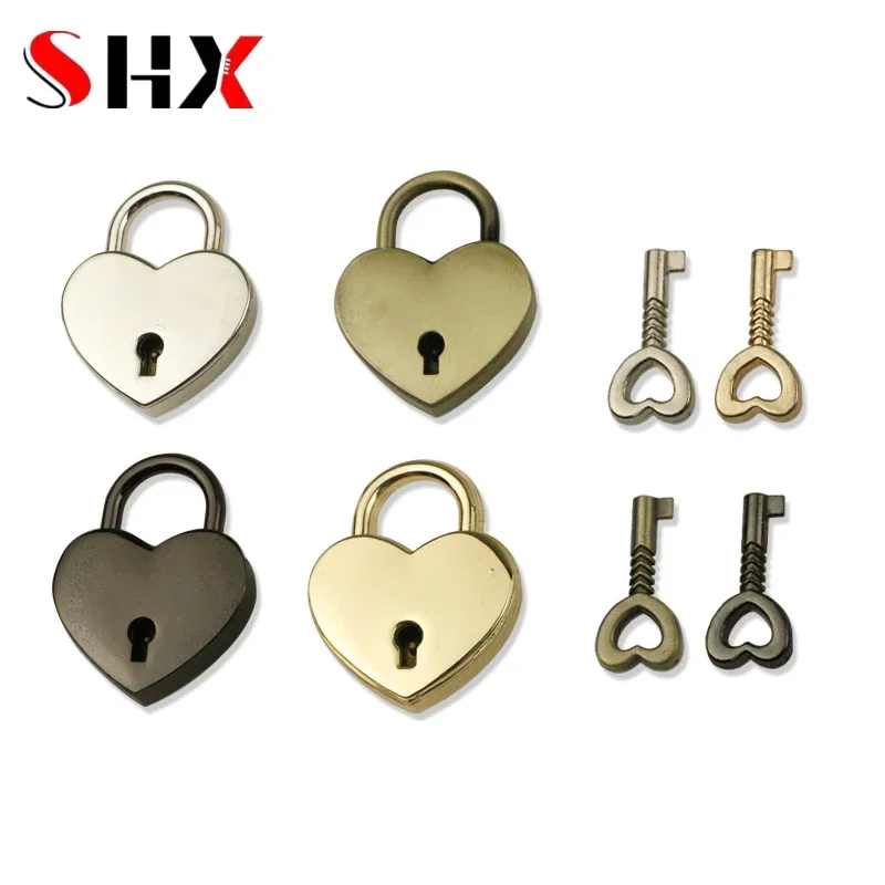 

1 Pcs Heart Shape Vintage Metal Mini Padlock Bag Suitcase Luggage Box Key Lock With Key