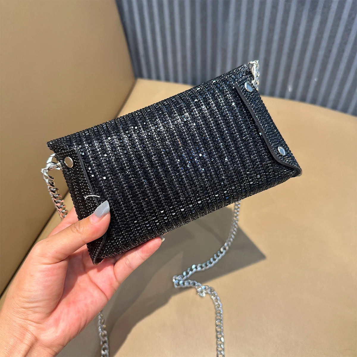 حقيبة أحجار الراين للنساء من JIOMAY ، محافظ صغيرة...