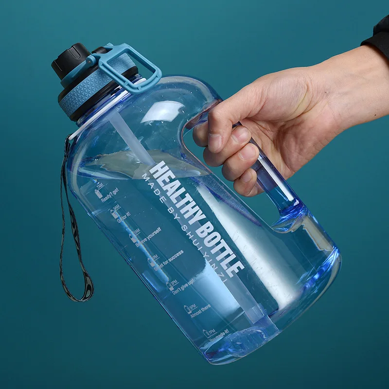 

2.2L Large Capacity Water Cup Sports Fitness Gallon Straw Big Water Bottle High Temperature Resistant Plastic Sports Cup