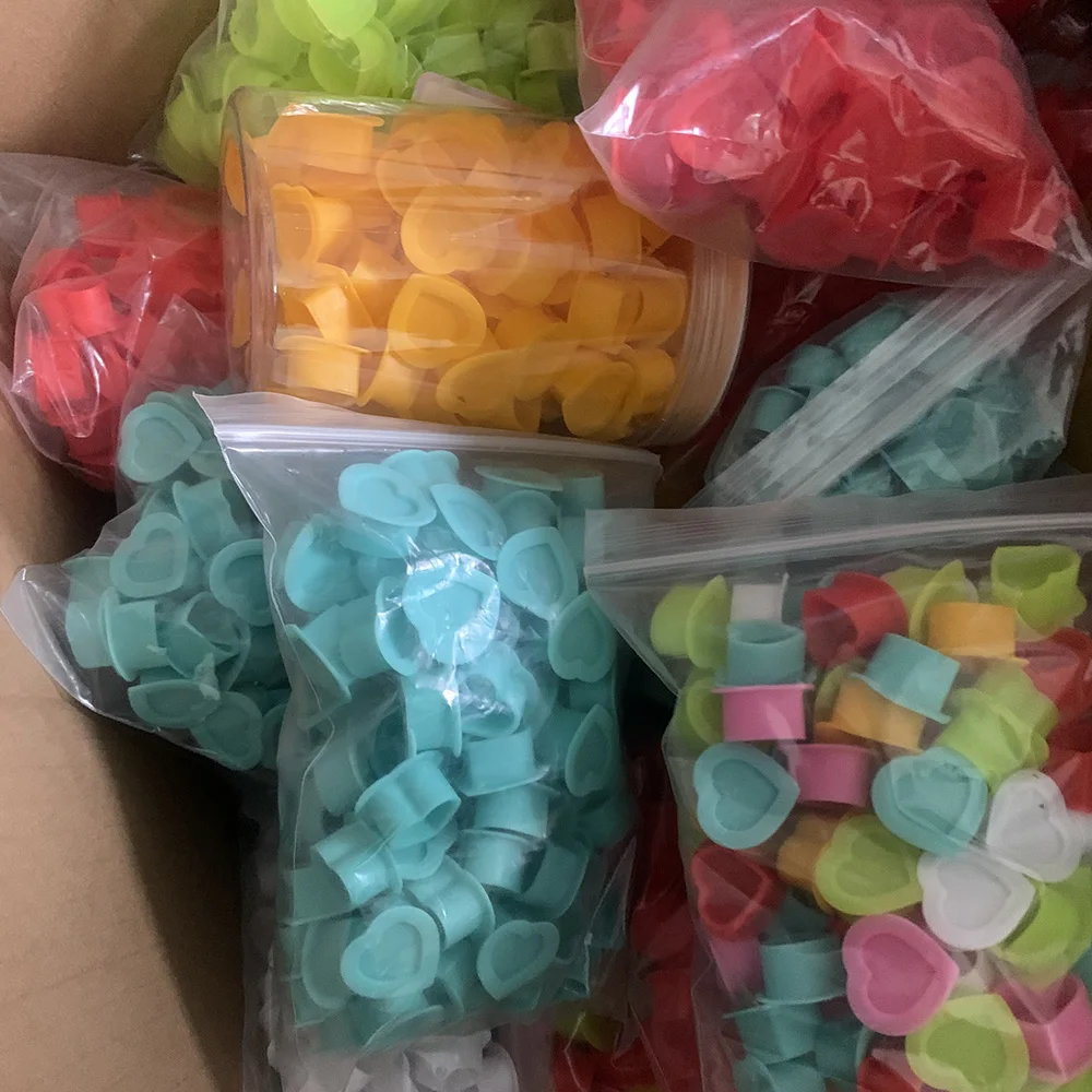 100pcs/bag Soft Silicone Tattoo Ink Cup Disposable Eyebrow Lip Eyes Tattoo Pigment Holder 22x23mm Love Heart Ink Cups For Tattoo