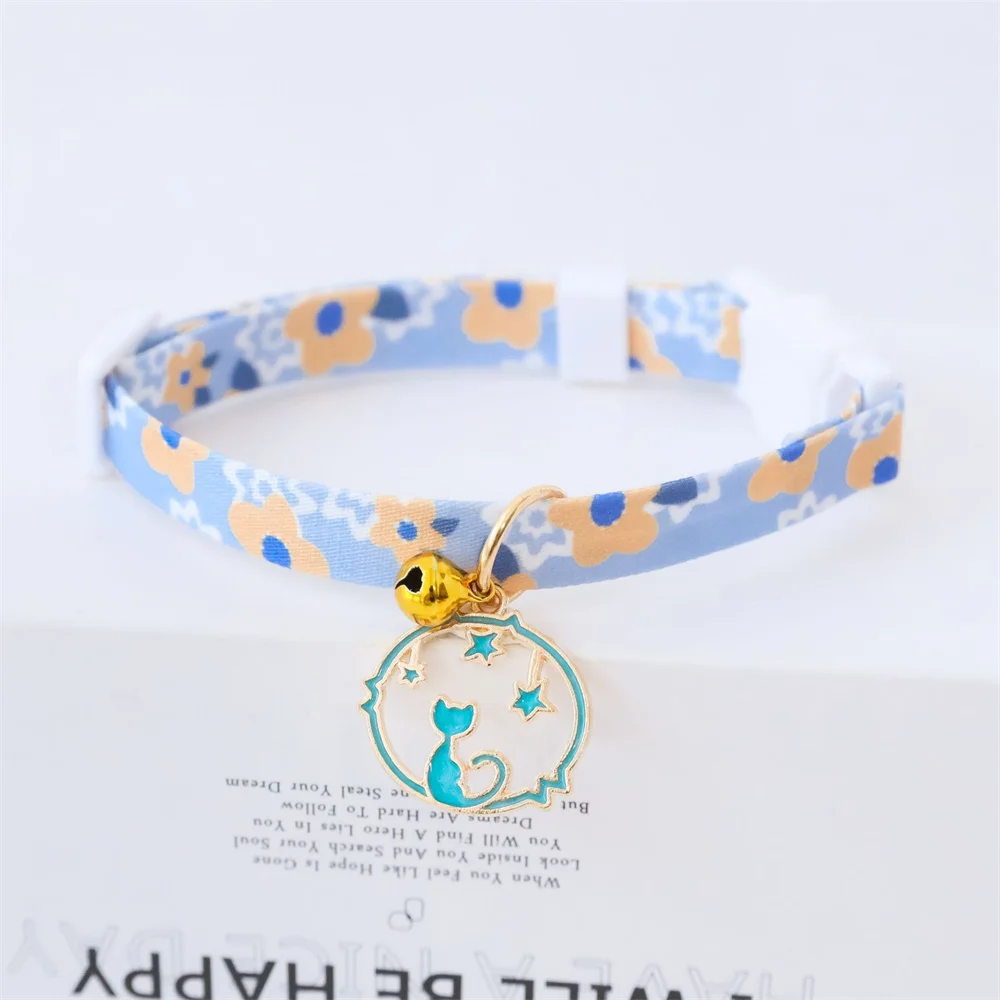 Title 13, Pet Collar With Pendants Footprint Colorful Dog...
