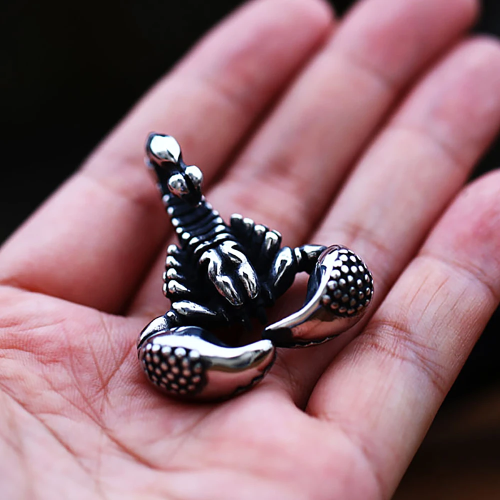 Ciondolo Zodiaco Uomo Scorpione Collana Zodiaco Scorpione In Acciaio Inox Per Uomo - Ciondolo A Forma Di Scorpione Con Occhio Di Gatto Lego Spyrius - Foto 6