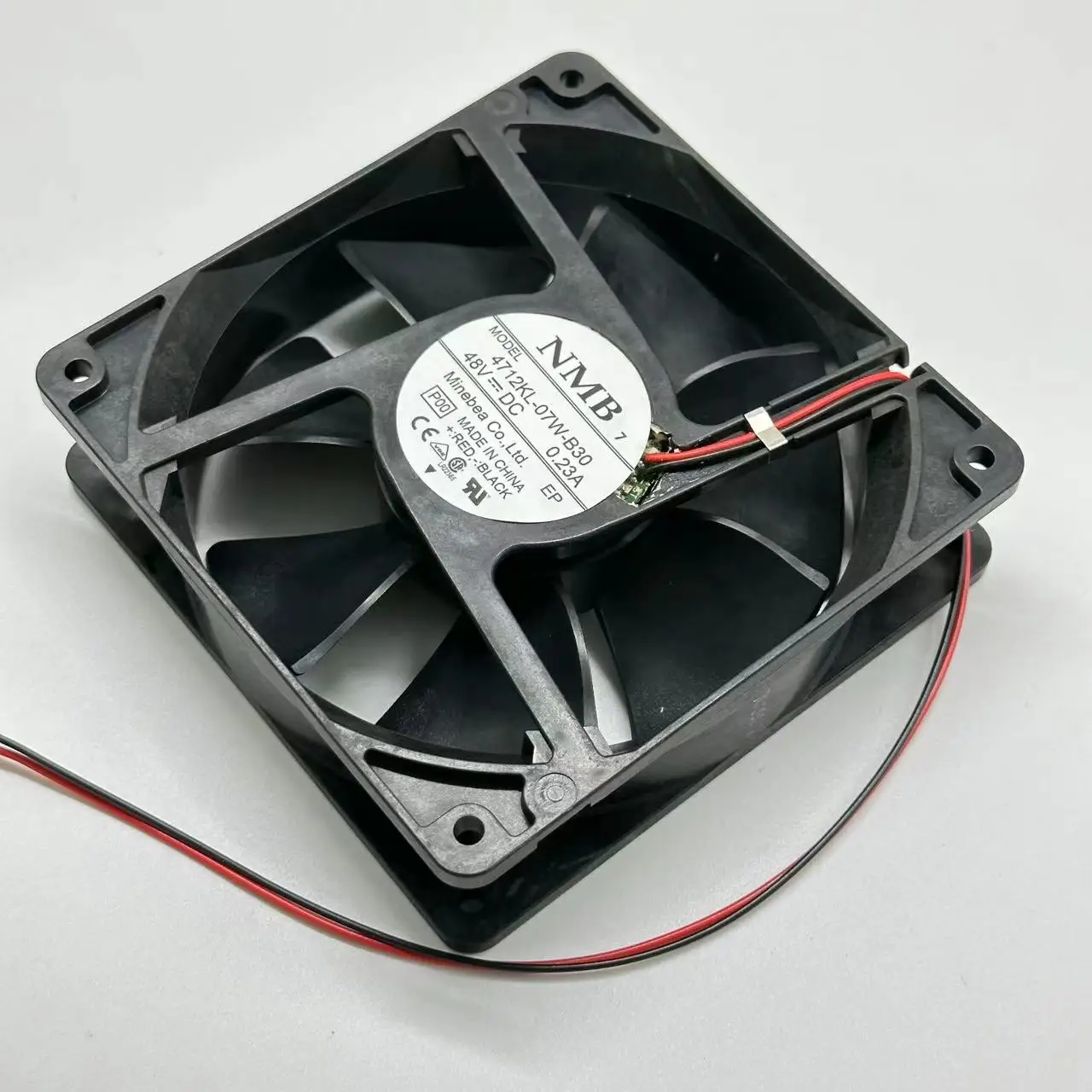 Nmb-mat 4712kl07w-b30 P00 dc 48v 0.23a 120x120x32 mm Ventilador de Refrigeração do Servidor de Fios