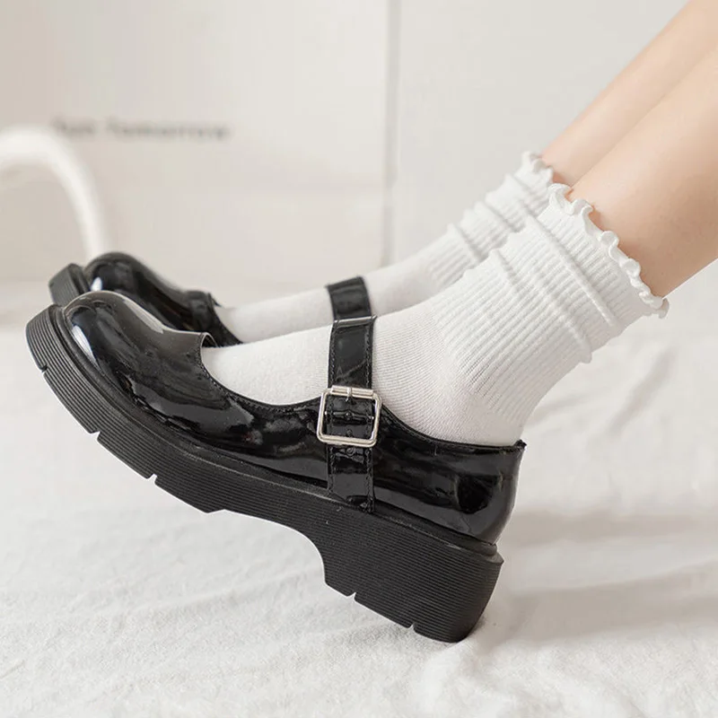 5 Pairs Women Ruffle Frilly Socks Black White Novelty Funny Ankle Socks Cute Solid Cotton Breathable Fashion Crew Sock