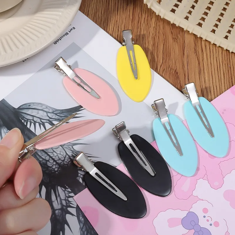 Рисунок 5 - 2 пары, заколки для волос в форме