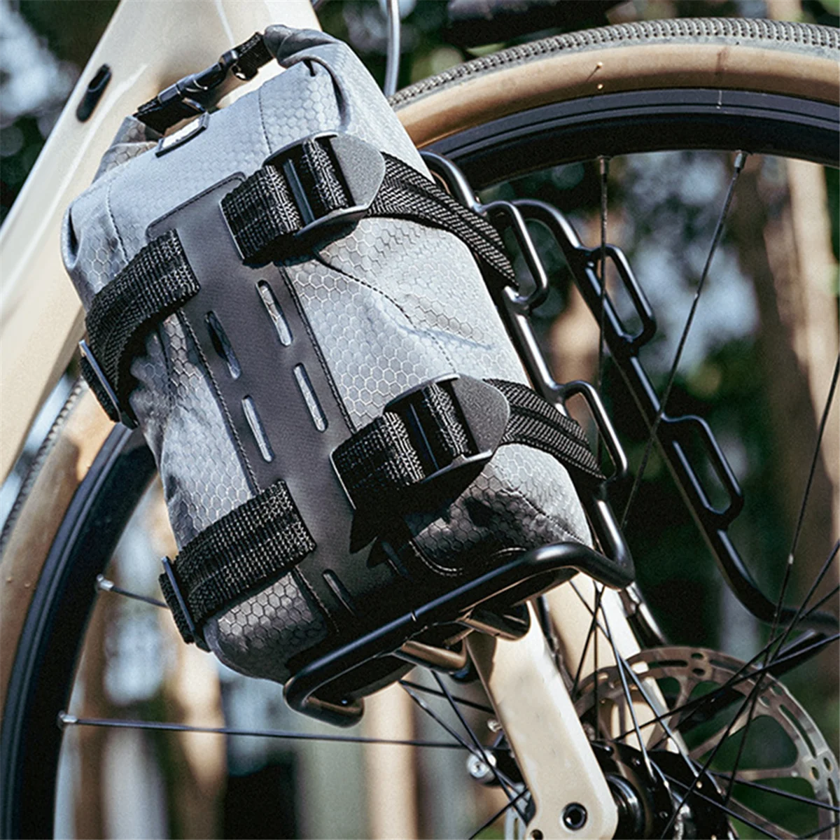 ROCKBROS Bicycle Front Fork Shelf Bike Fork Bag Road Cycling Racks Load Bearing Luggage Portable Bike Bag Accessory