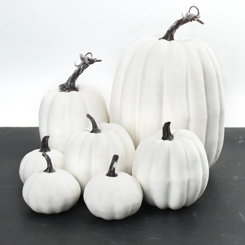 Outdoor Halloween Decor Foam Pumpkins for Spooky Yard Display with Different Sizes Shimmering Design DIY Halloween Decor