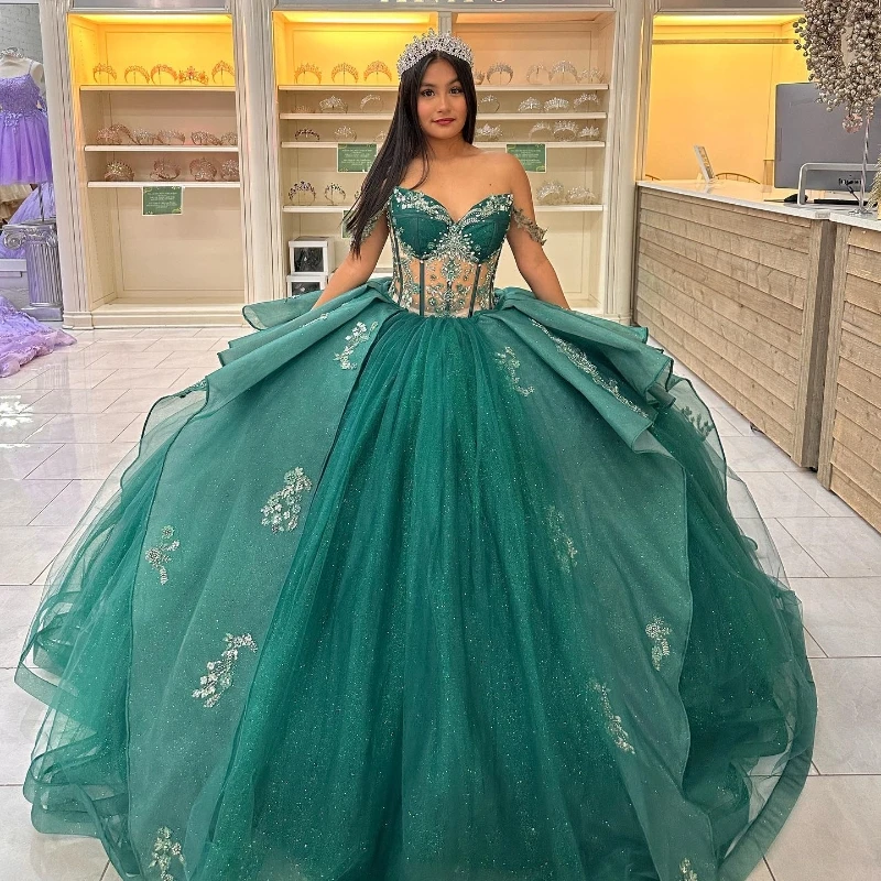 

Emerald Green Shiny Quinceanera Dresses for Sweet 15 Year Sexy Off the Shoulder Puffy Ball Gown Lace Appliques Princess Gowns