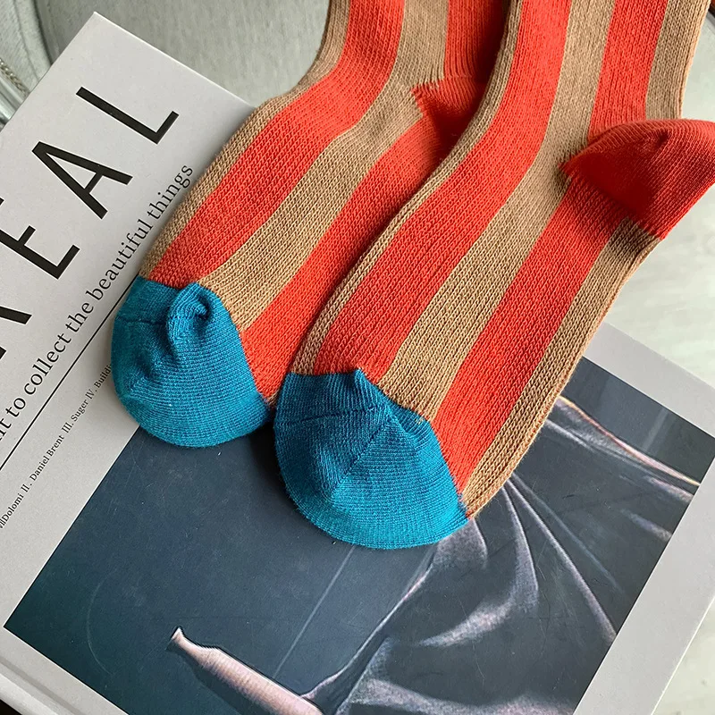 Unisex New Line Color Matching Stripes in Tube Socken Double Needle Double Way Design Baumwollsocken Sport Atmungsaktive Socken – Detail 8