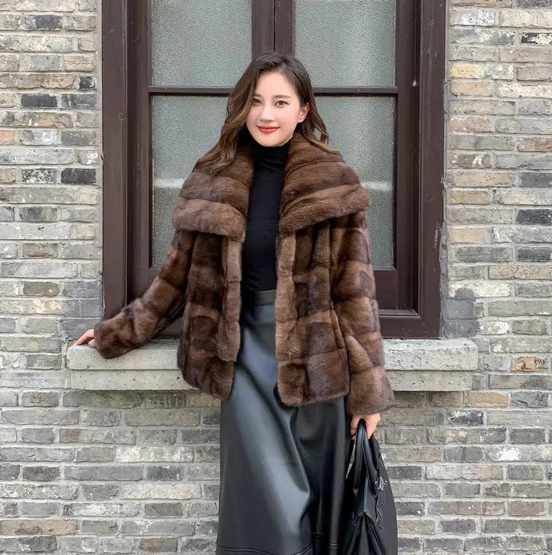 

2022 winter new fashion real mink coat Women's large cape collar lapel short whole mink fur fur mink fur coat can be customized