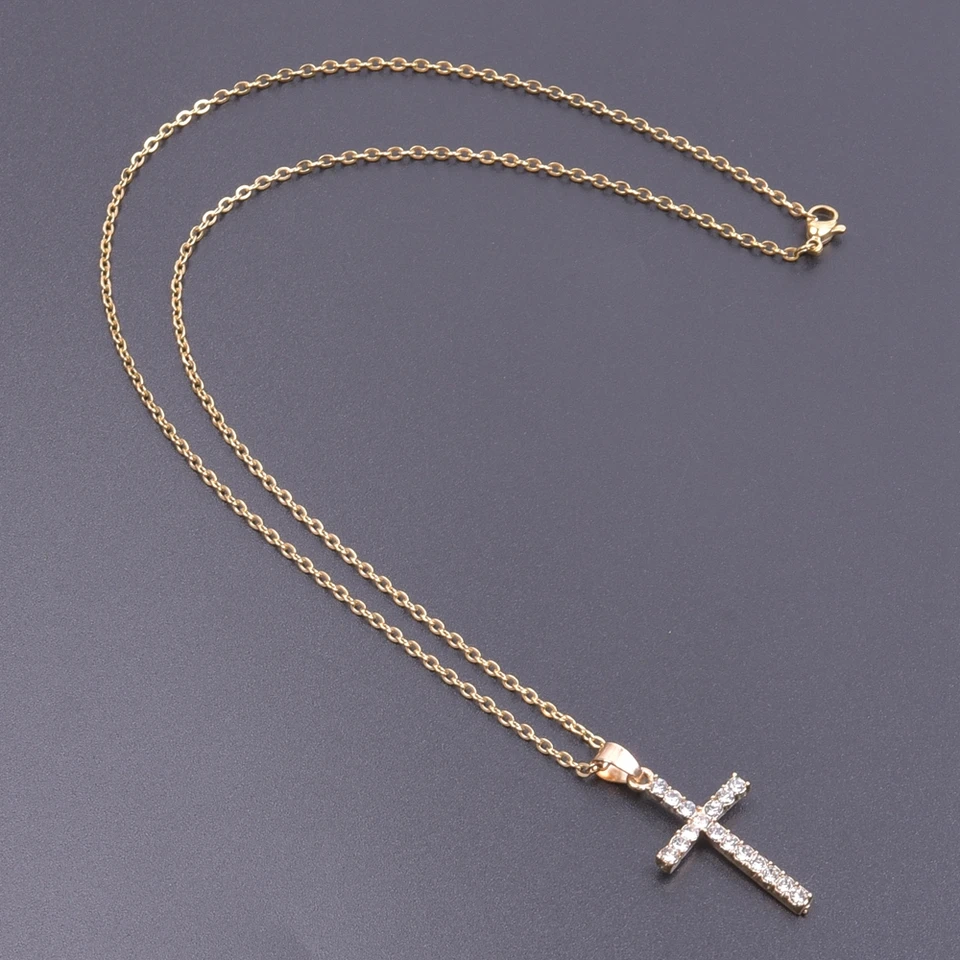 Ciondolo croce con 6 cristalli Swarovski - Gioielli - Ciondoli - di
