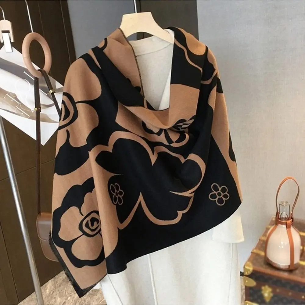 Cozy Luxury Cashmere Scarf Flower Pattern Soft Winter Shawl Warm Thick Bufanda Stoles Women Winter Season Fashion Accessory