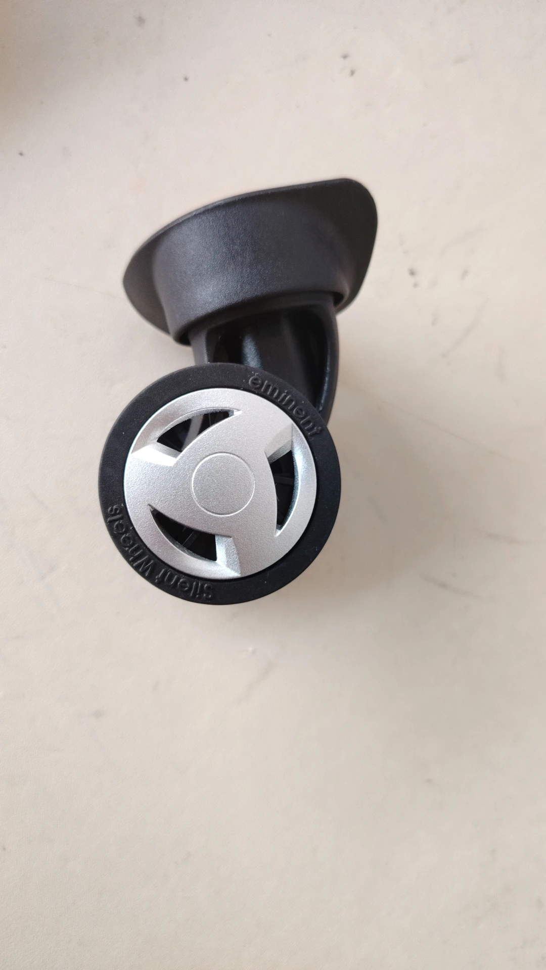 Eminent Universal Wheel Lage Roller for Travel Suitcase Password