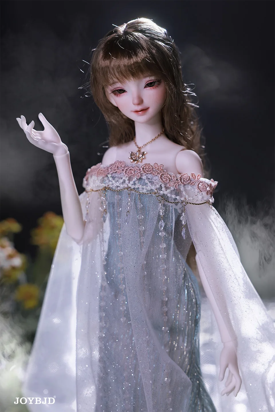 DOLK（ドルク）　Praying Girl VINTAGE Collectable Kneeling Praying Girl Porcelain Doll