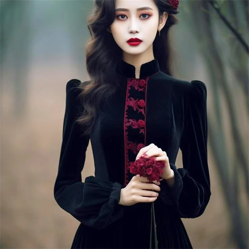 High Quality French Court Style Black Velvet Long Sleeved Dress Autumn/Winter 2024 Small Fragrant Banquet Dress Long Party Dress