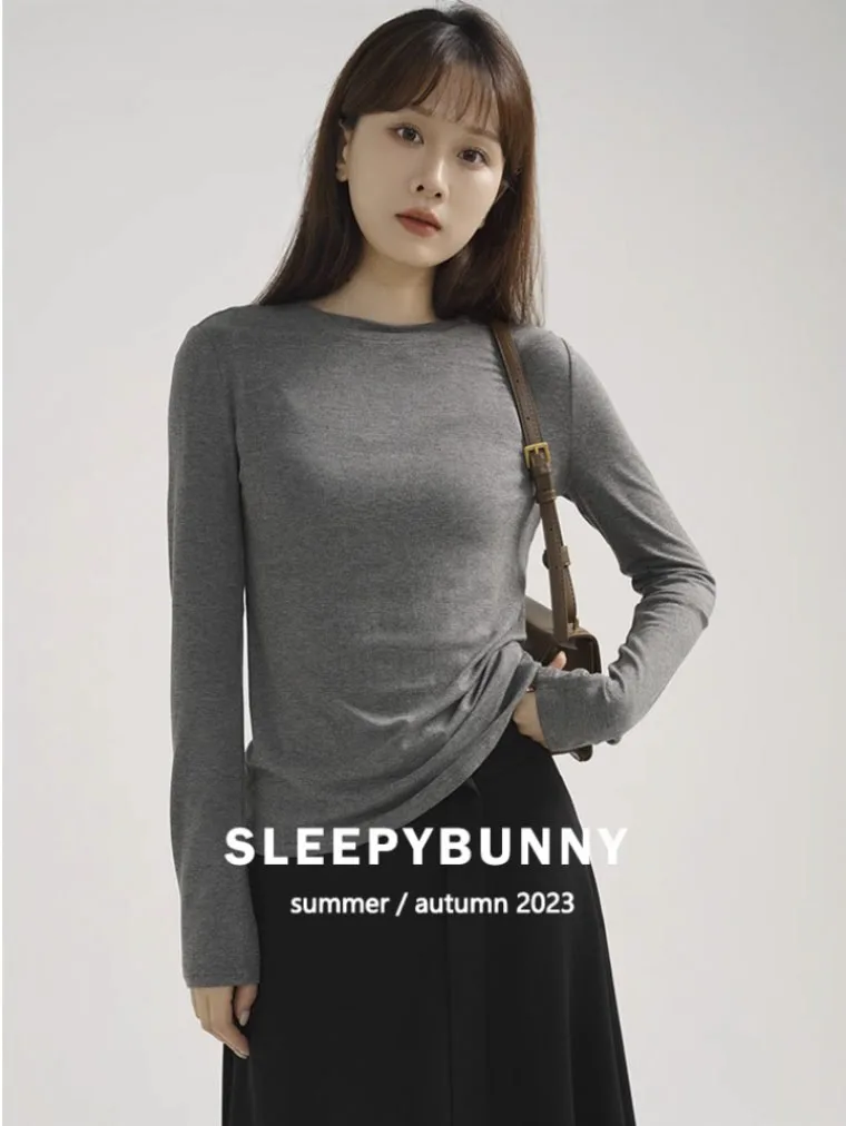 

2023 Autumn Long Sleeve Round Neck Tops Basic Solid Color Vintage Slim-fit Temperament Women's Clothes