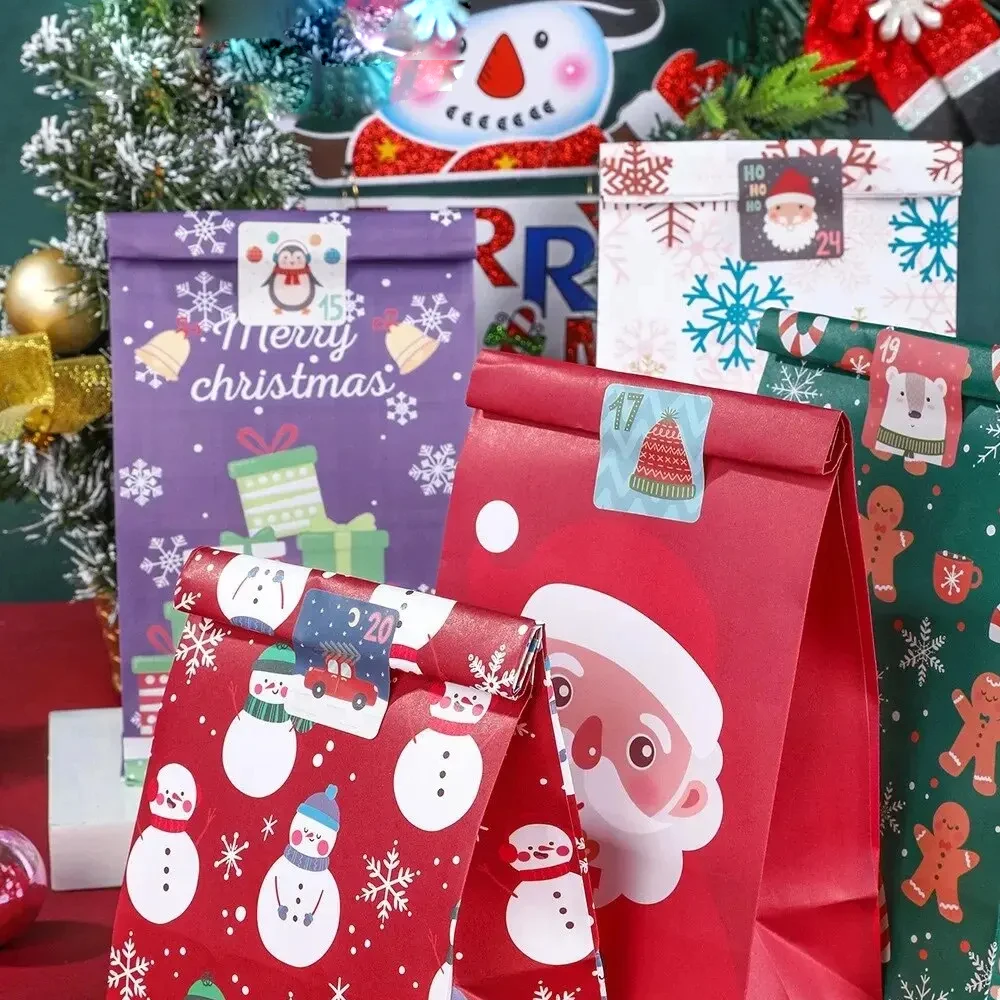 Christmas Gift Bags 8pcs/12pcs Kraft Paper Candy Cookie Bag Santa Claus Snowman Christmas Gift Packing Bags Xmas Navidad Party Decor Supplies christmas gift bags