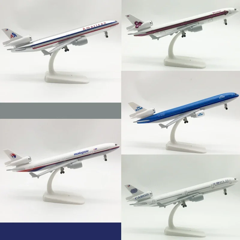 

Женская, 20 см, 1:400, металлическая Реплика, материал из сплава с посадочным шасси, коллекционные миниатюры