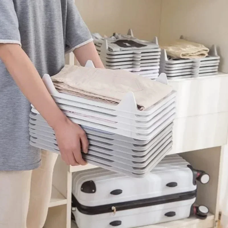 Stackable Portable Clothes Storage with Handle