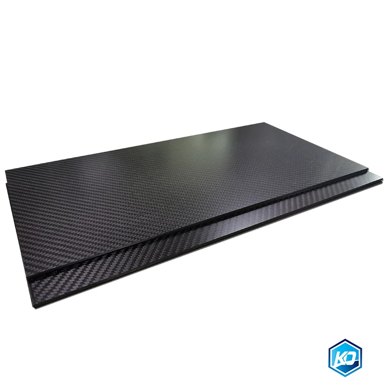 Lámina De Fibra De Carbono 3K Tejido Sarga - Panel Rígido Alto Brillo 0.5mm A 3mm Grosor