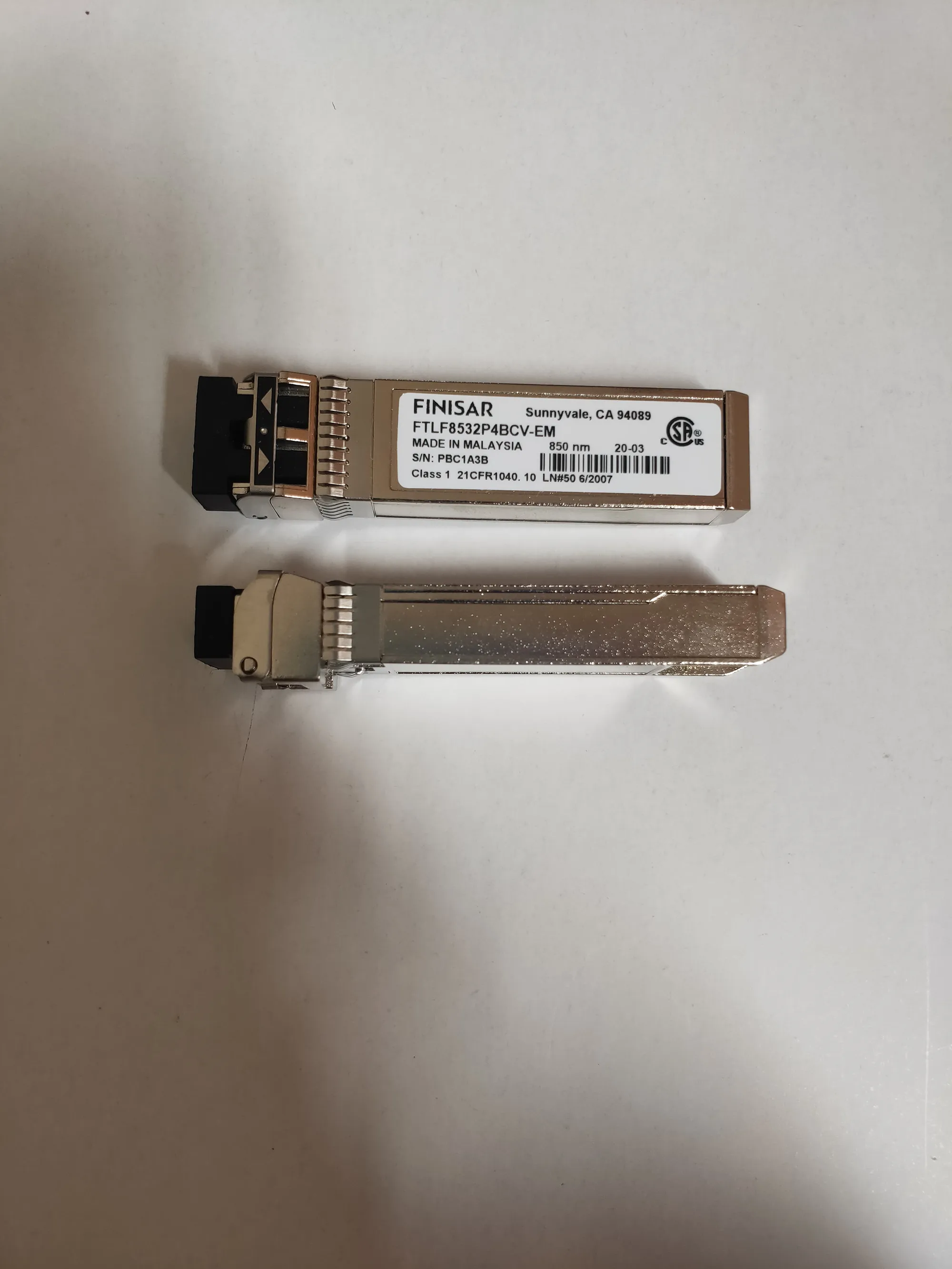 1PCS FTLF8532P4BCV-EM/Finisar 32g sfp Fiber optical module/850nm 32gb Multimode Dual Fiber Transceiver Module
