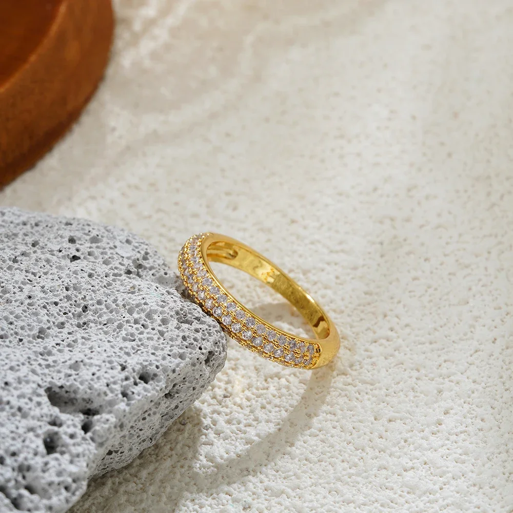 18K Gold Plated Luxury Sparkling Zircon Circle Women Wed Ring Non Tarnish Anti Allergic Metal Stainless Steel Delicate Jewelry