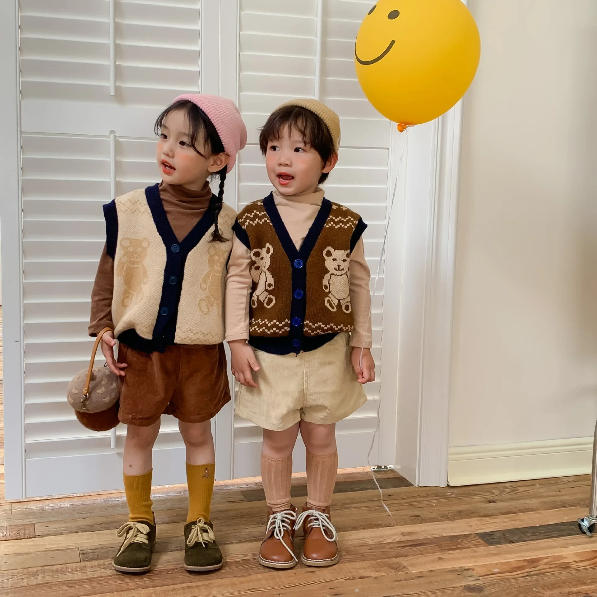 2808B Children Clothes Corduroy Pants Autumn Hot Sale Boy's Pants Simple All Match 1-7Year Girl's Short