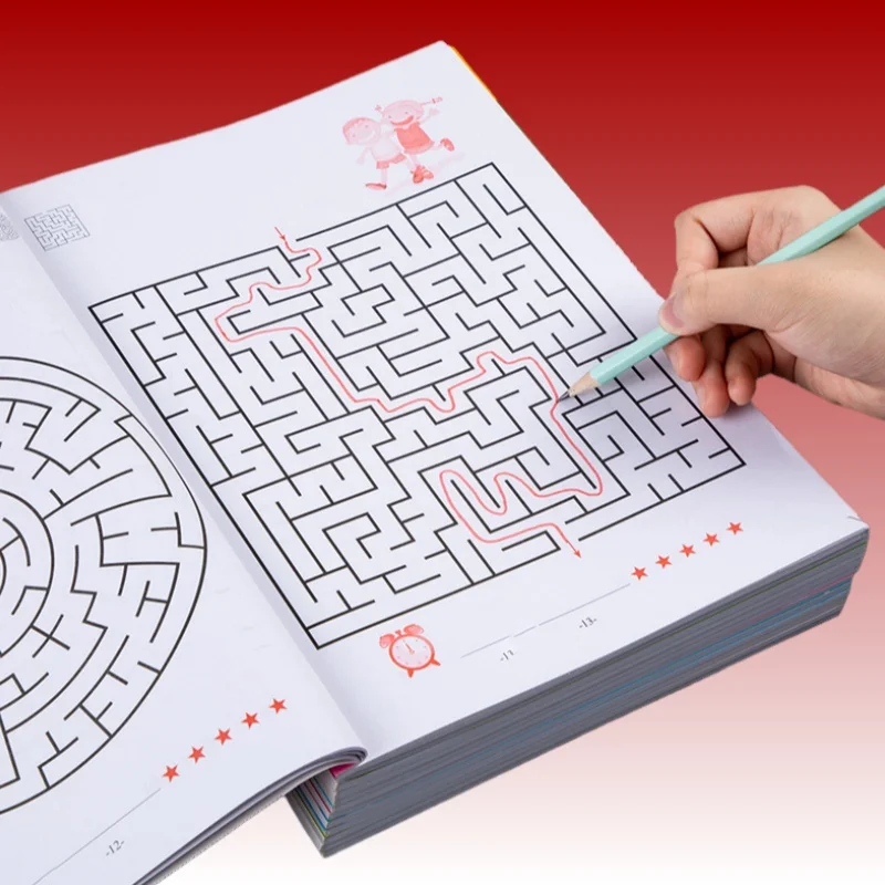 Maze puzzle book: Brain-challenging toy for boys and girls - Maze, logic games, and concentration exercises - Children's gift