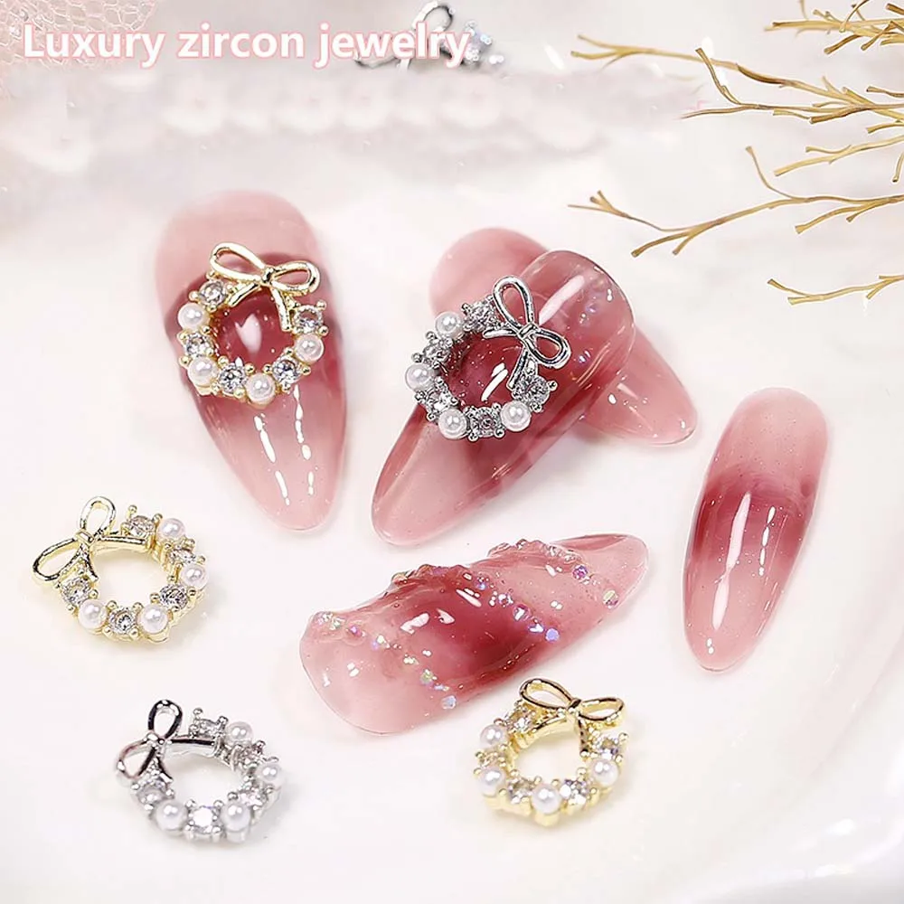 10Pcs 크리스마스 럭셔리 합금 갈 랜드 Bowknot 네일 아트 장식 10*11mm 3D 지르콘 진주 네일 매력 DIY 바로크 갈 랜드 네일 부품