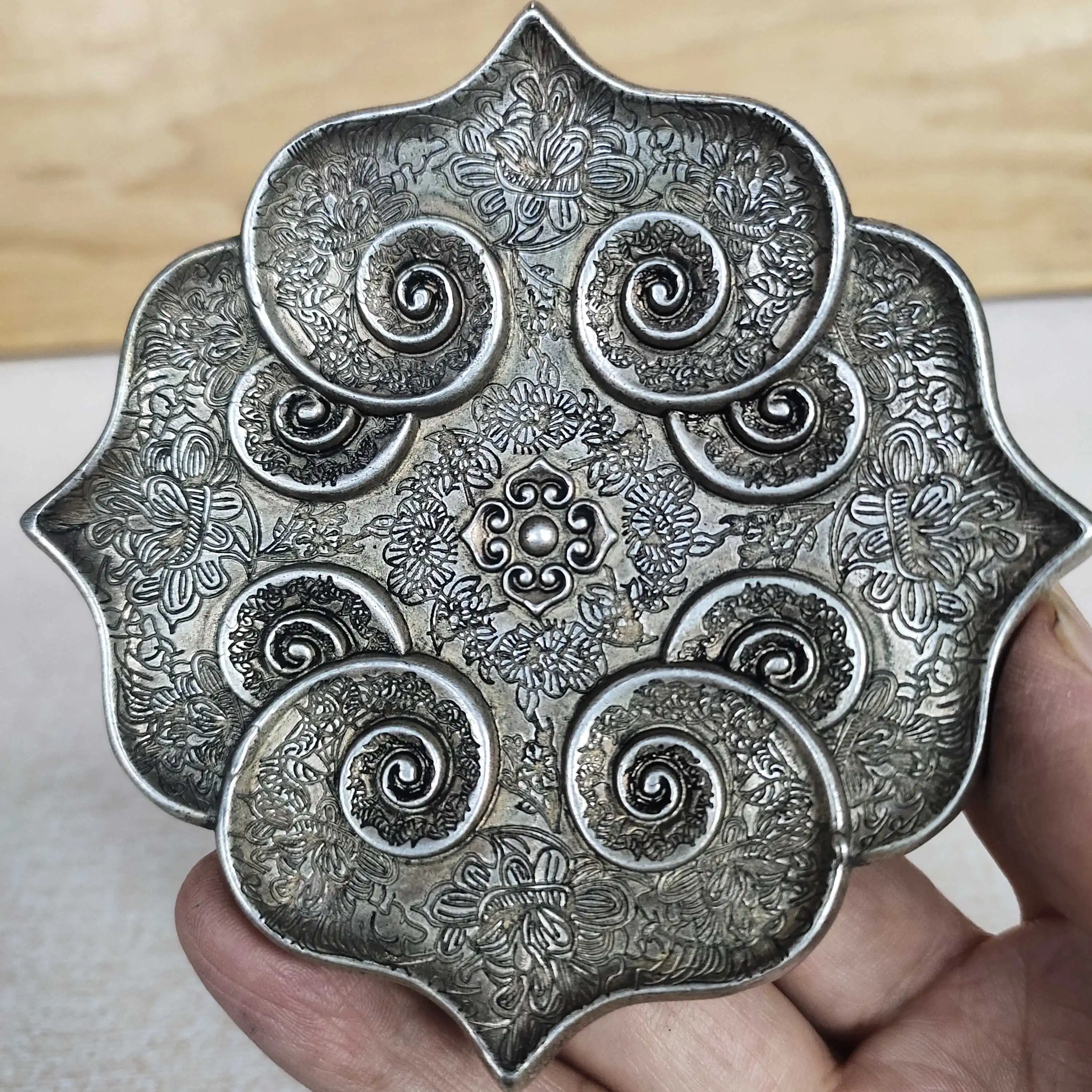 

Bronze Lotus Plate ashtray, Antique Bronze, White Copper, Silver Plated, Made in Tang Zhenguan