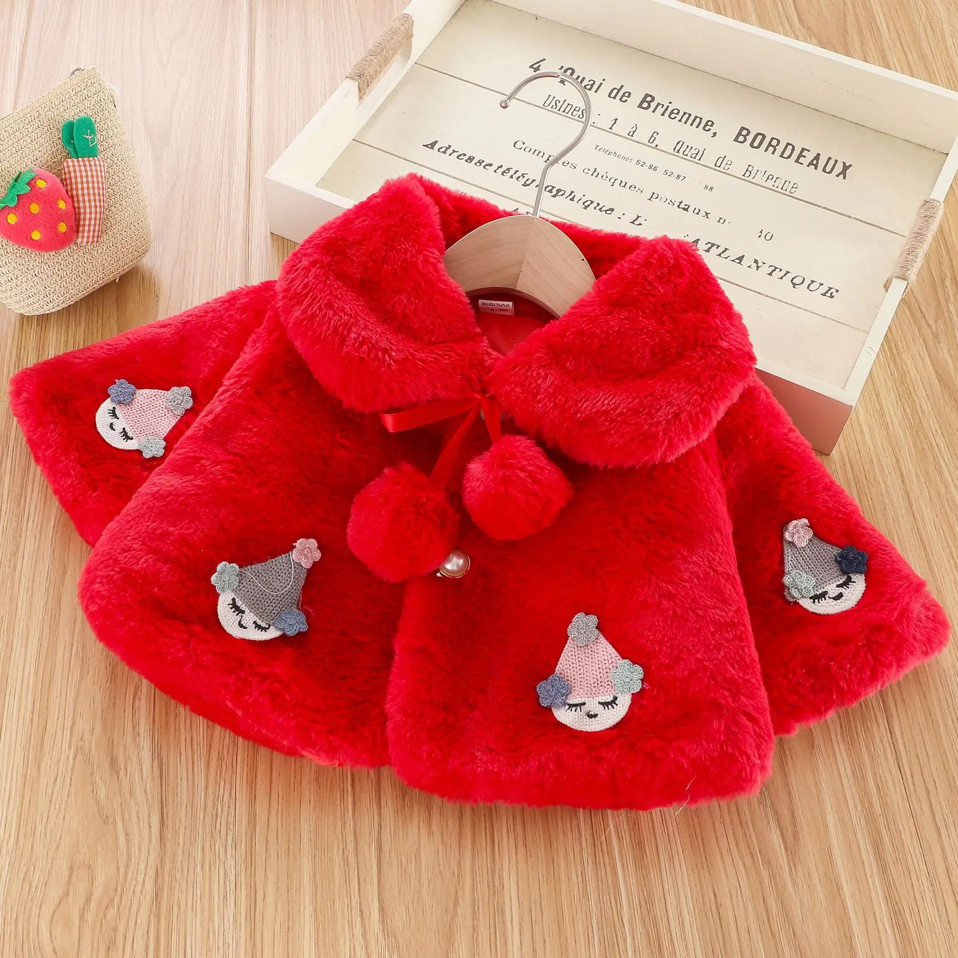 New Autumn and Winter Fur Jacket for Baby Girls, with A Collar and Children's Shawl Warm Thick Jacket for Newborns Aged 0-2
