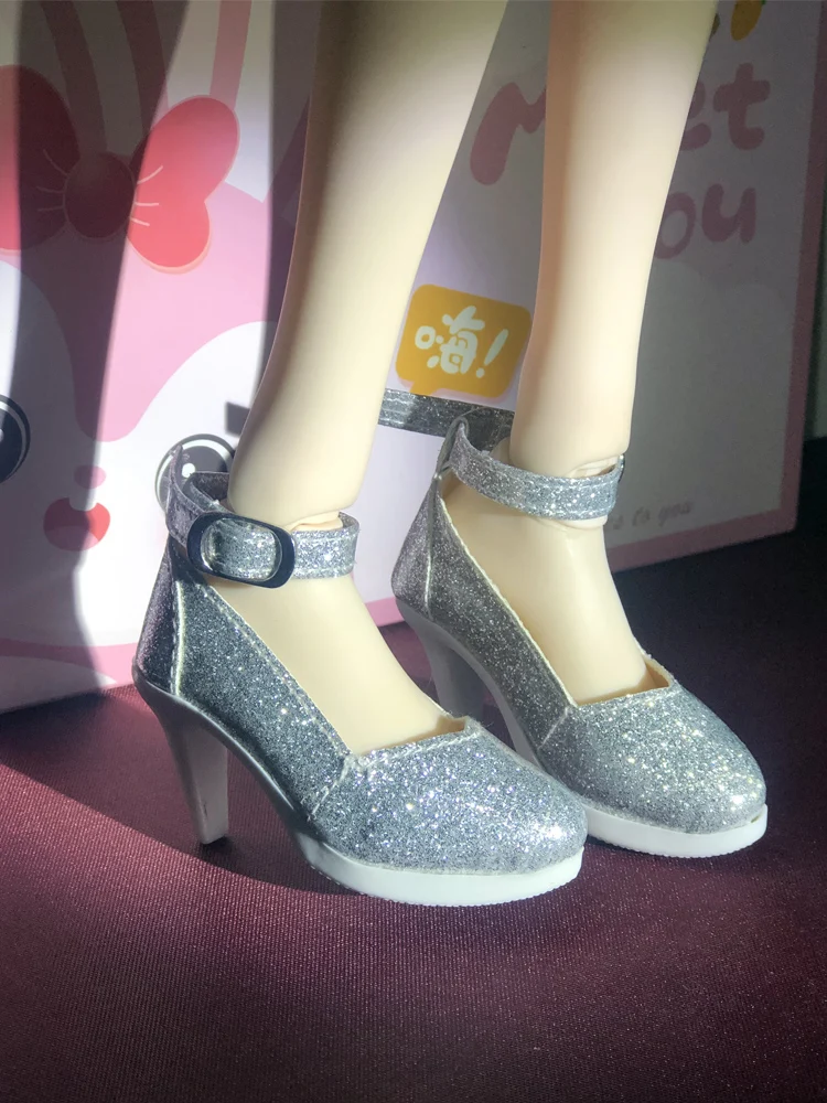 

Advanced 60cm doll's shoes are suitable for various styles of 3-point bjd dolls