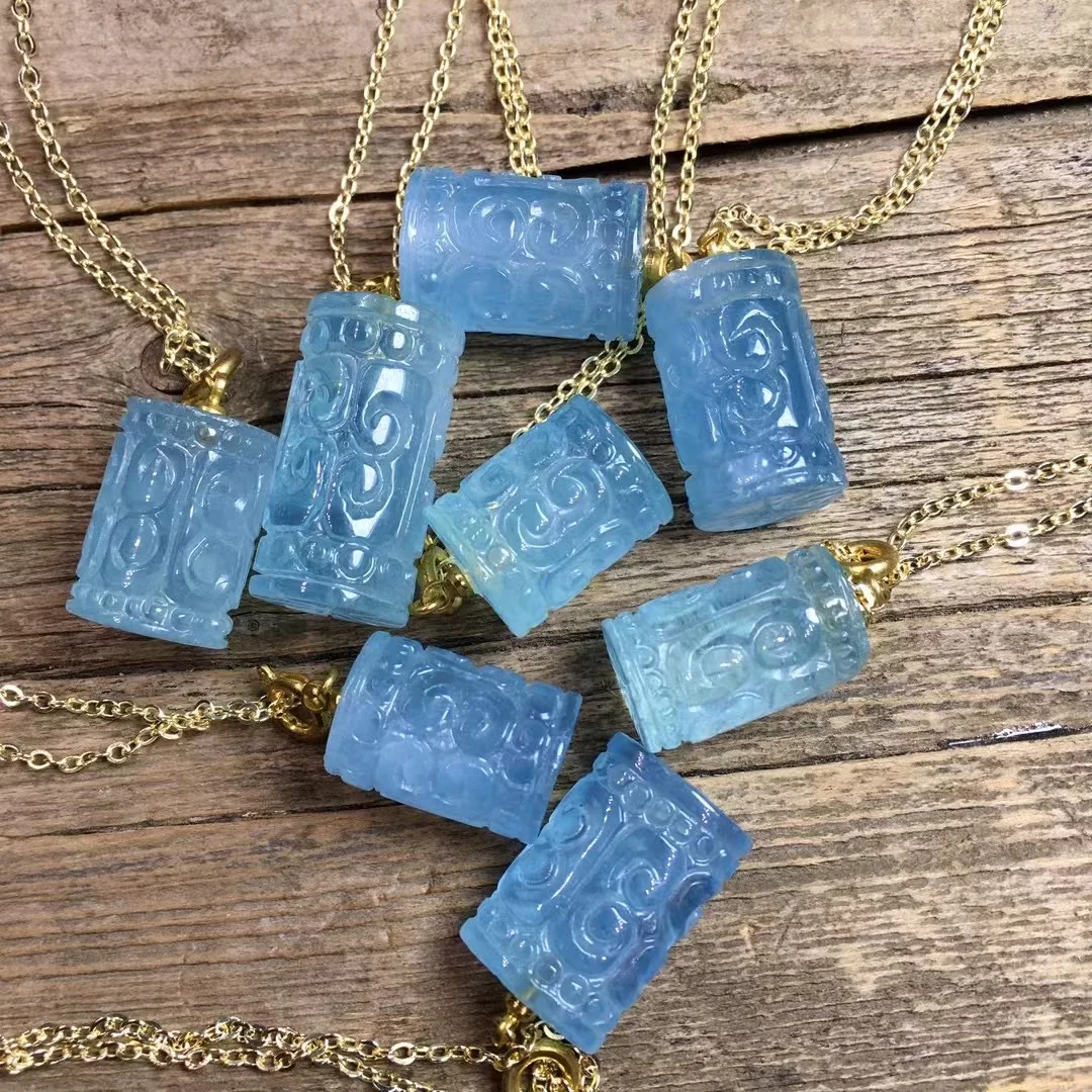 

1 Pc Fengbaowu Natural Stone Blue Aquamarine Engrave Fret Pattern Barrel Beads Pendant Crystal Fashion Jewelry Gift Women Men