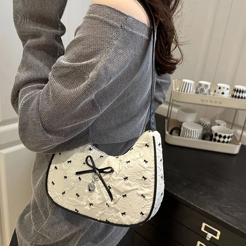 New Y2K Korean Handbag Fashion Women's Shoulder Bag Minimalist Underarm Crossbody Bag Commuter Messenger Backpack Decor Gift 3