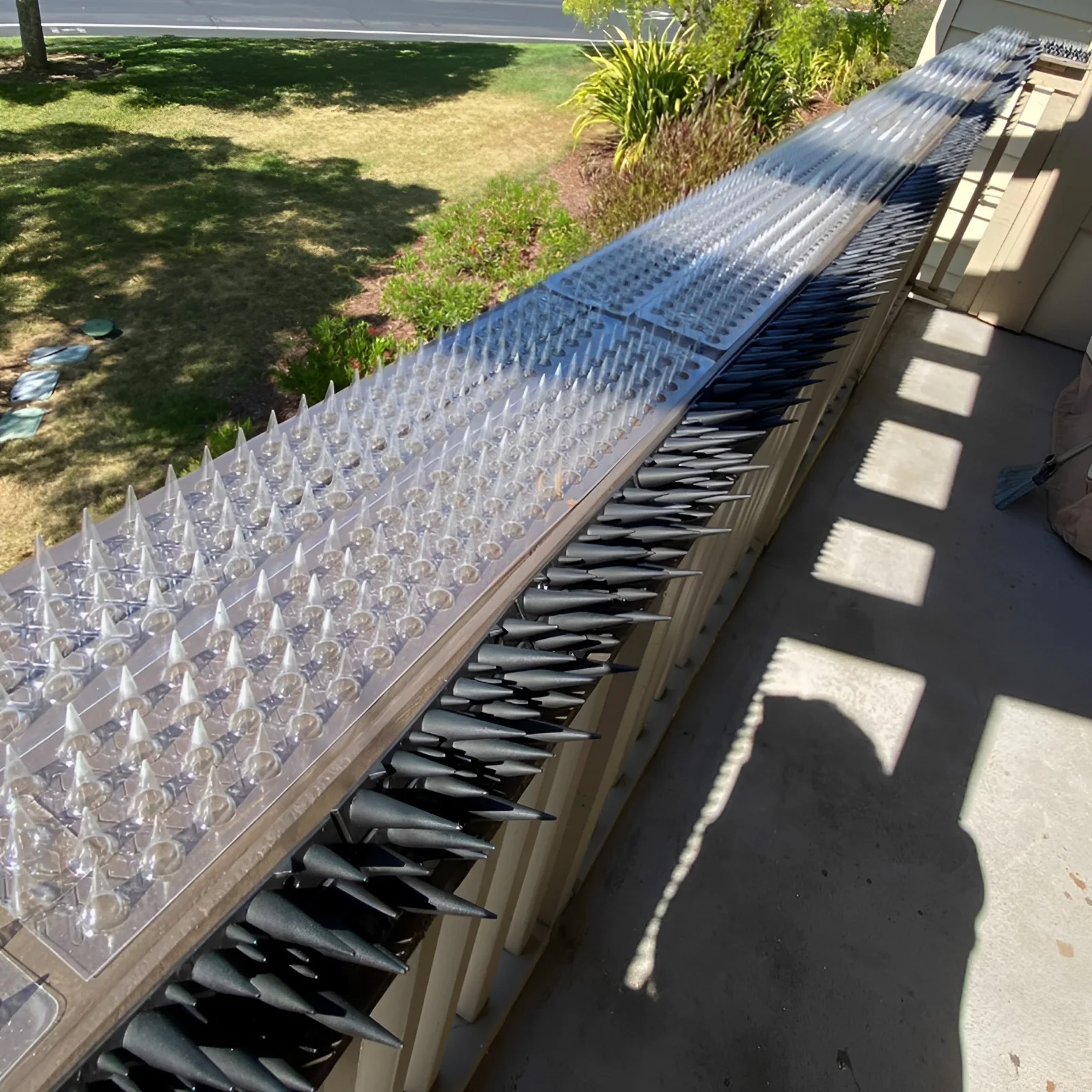 24Pcs Bird Repeller Spikes Plastic Transparent Cat Intruder Deterrent Strip Anti Climb Fence Wall Spikes for Pigeon Squirrel Cat