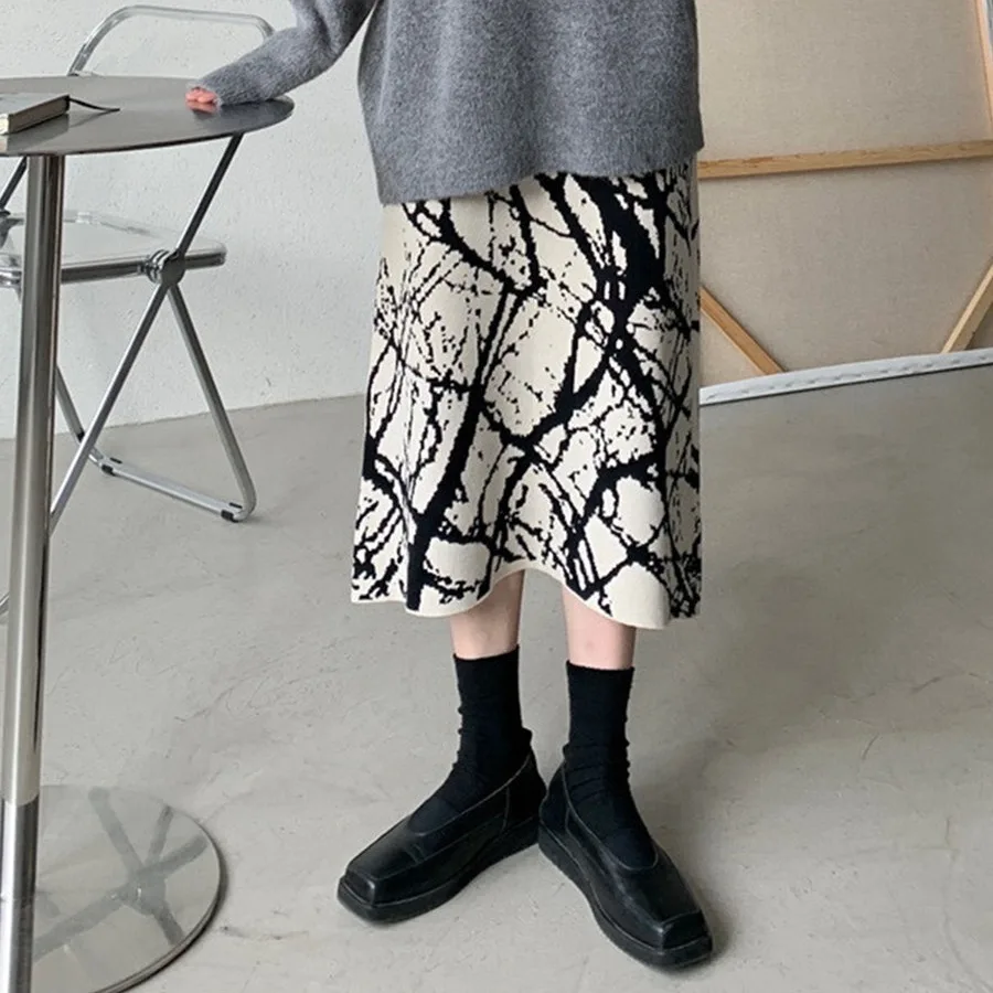 

Knitted Skirt Niche Splash Ink Art Knitted Women New Autumn And Winter Design High Waist Stretch Sheath Skirts