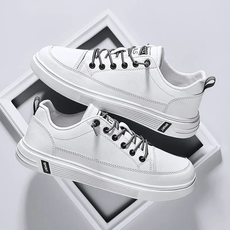 

White Sneakers Men Flat Vulcanized Shoes Comfortable Casual Sneakers Shoes Male Lightweight Canvas Shoes Sports Skateboarding