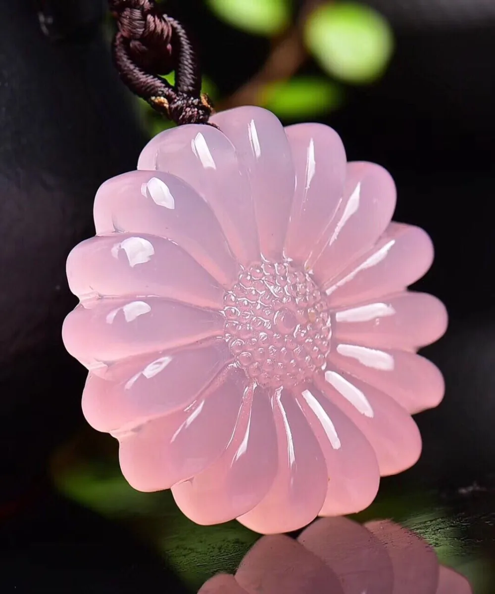Natural  Agate Sunflower Jade Stone Pendant Necklace Chalcedony Carved Charm Jewelry Fashion Amulet Lucky Accessories