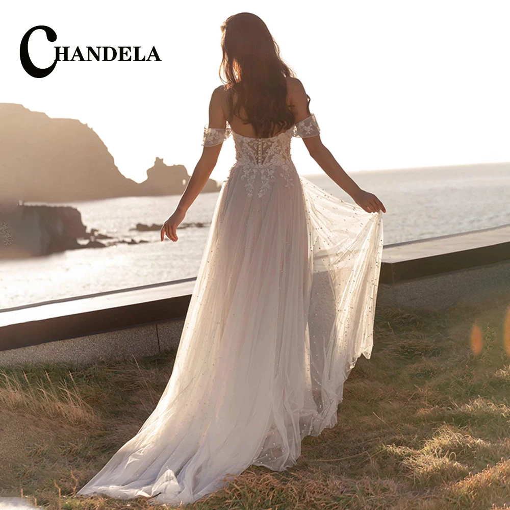 

CHANDELA Delicate Appliques A-Line Wedding Dresses Off The Shoulder Sweetheart Pearls Tulle Backless Chapel Train Robe De Mariée