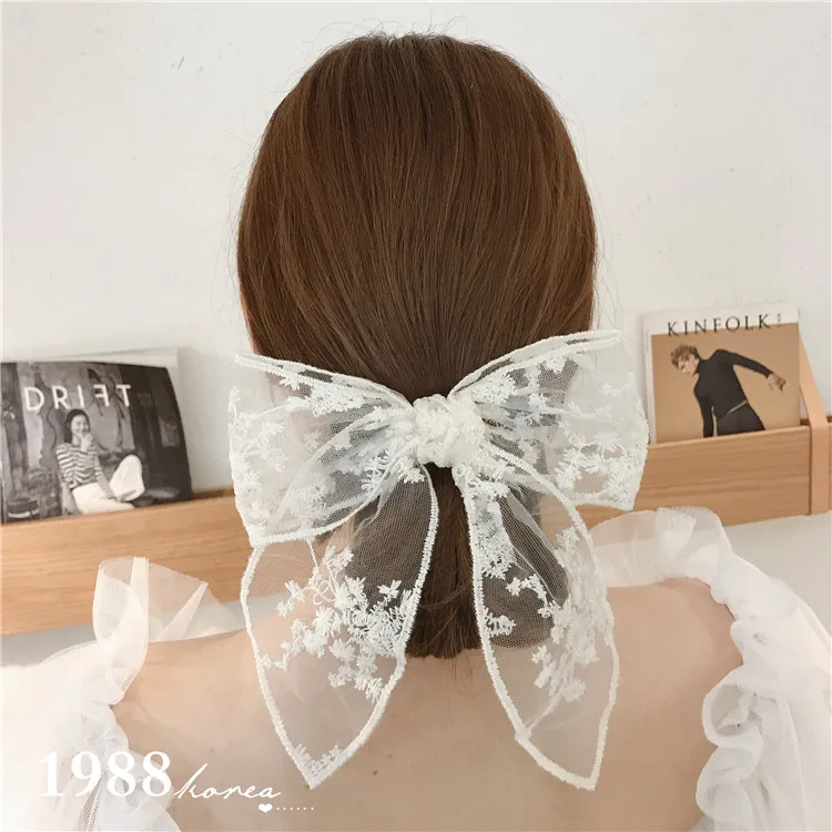 A-white hairpin