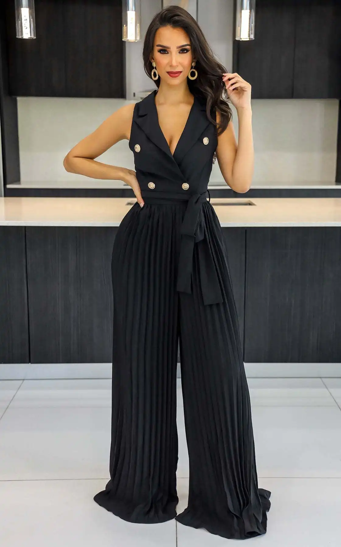 Clothing 2023 Summer Sleeveless Jumpsuits Women Pleated Wide Leg Pants Belt Button Down Notched Lapel Back Out One Piece Outfits