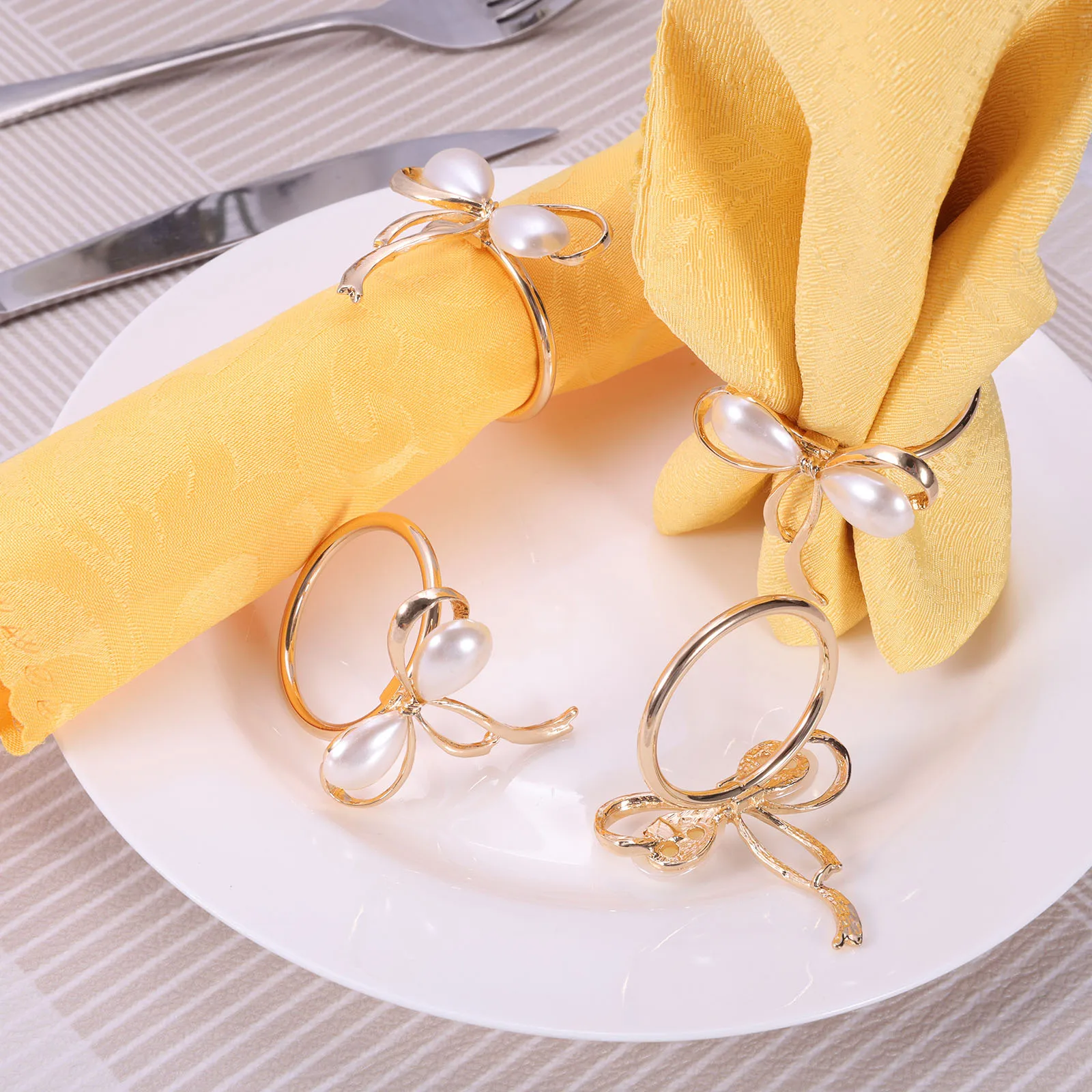 

6Pcs Gold Bow Pearl Napkin Rings For Wedding Reception Dinner Party Table Decor Cloth Napkin Holder Buckle Alloy Serviette Ring